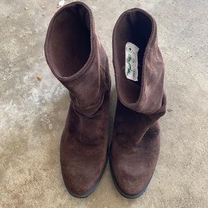 Martins women’s brown suede boots size 8